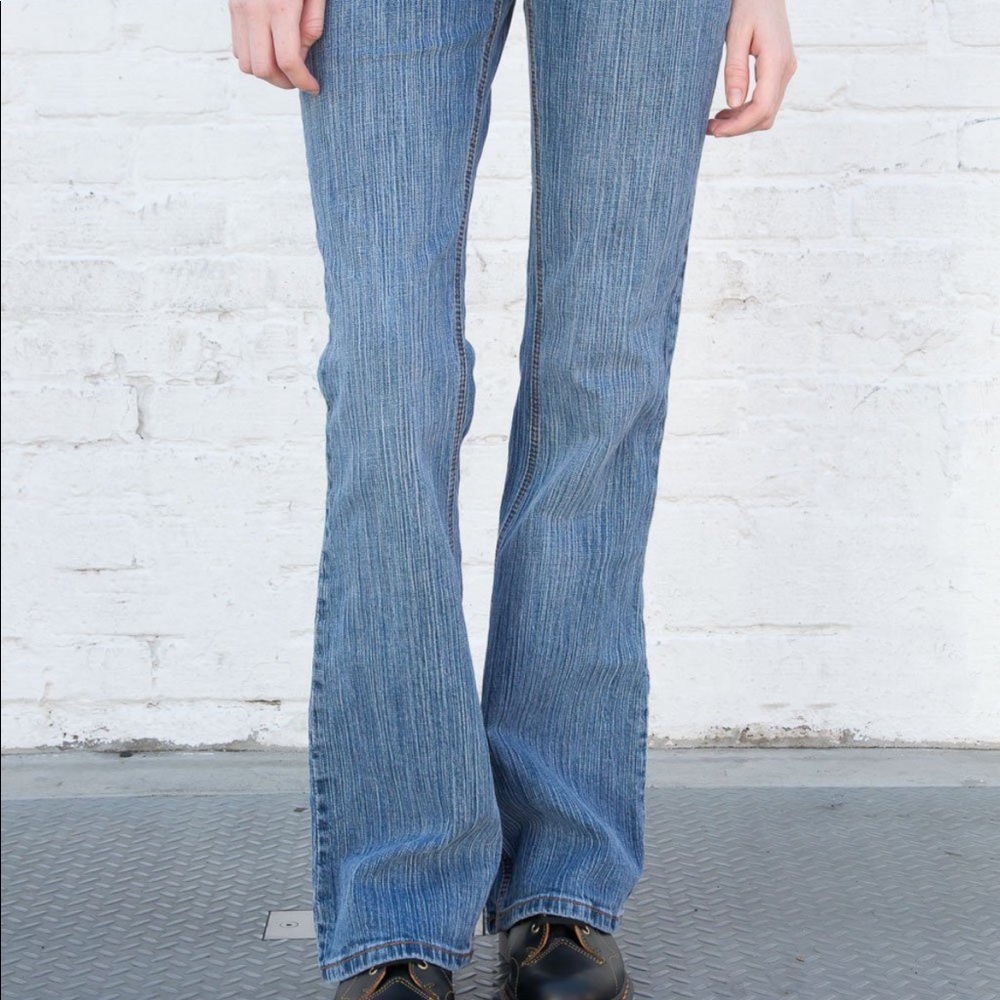 NWT Brandy Melville Brielle 90s jeans